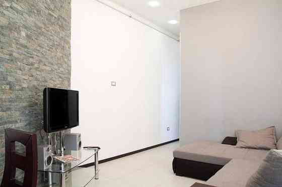 Охайна квартира біля парку Львов