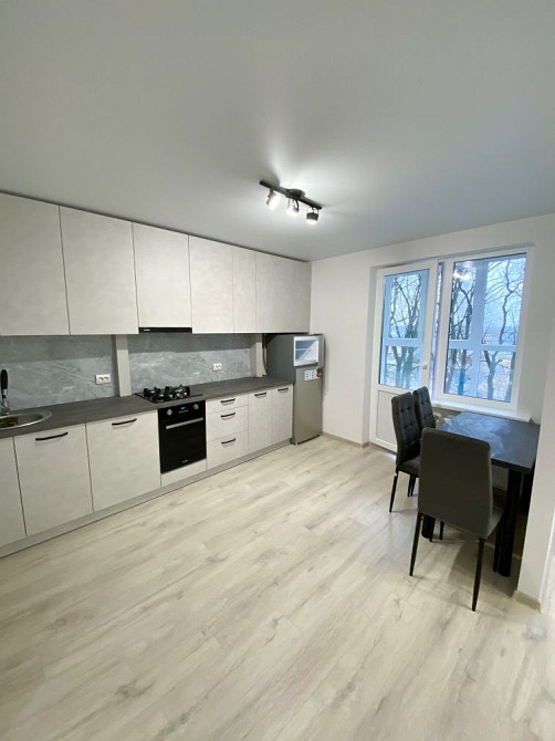 Чудова сучасна квартира з ремонтом,  р-н Епіцентру! Перша здача! Чернігів - зображення 5