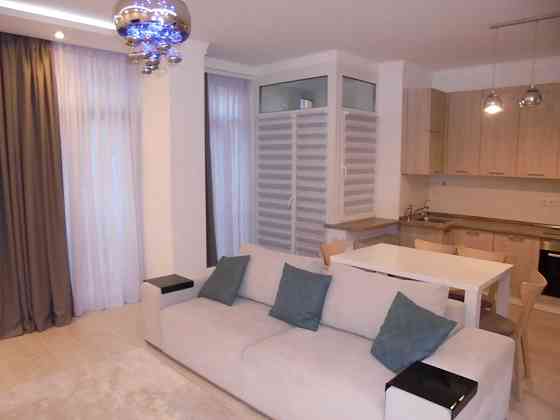 Пропонується  одно- кімнатна квартира з євроремонтом в ЖК Комфорт Таун Kyiv