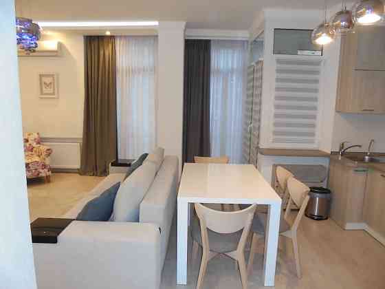 Пропонується  одно- кімнатна квартира з євроремонтом в ЖК Комфорт Таун Kyiv