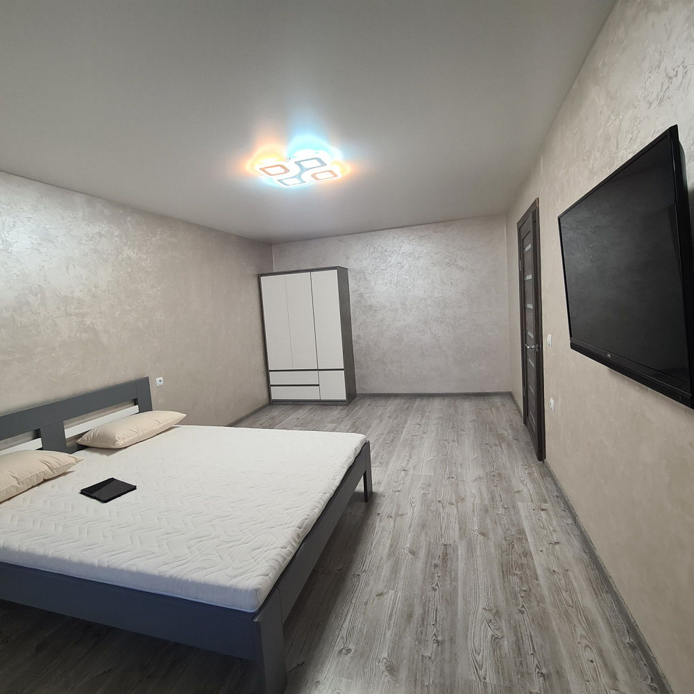 Здається на довгострокову оренду 1 кімнатна квартира в .Берегове Велика Бакта - зображення 7