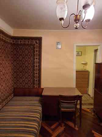 Здам  2-кім квартиру на вул Мирослава Поповича( Семашко) 8 Київ