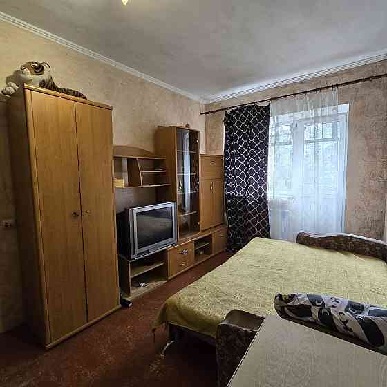 1 кім кв Коновальця 135/центр Ивано-Франковск