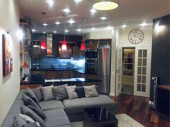 3х кімнатна Молдовська,2 (Шулявка, Дорогожичи, Є ГЕНЕРАТОР) Київ