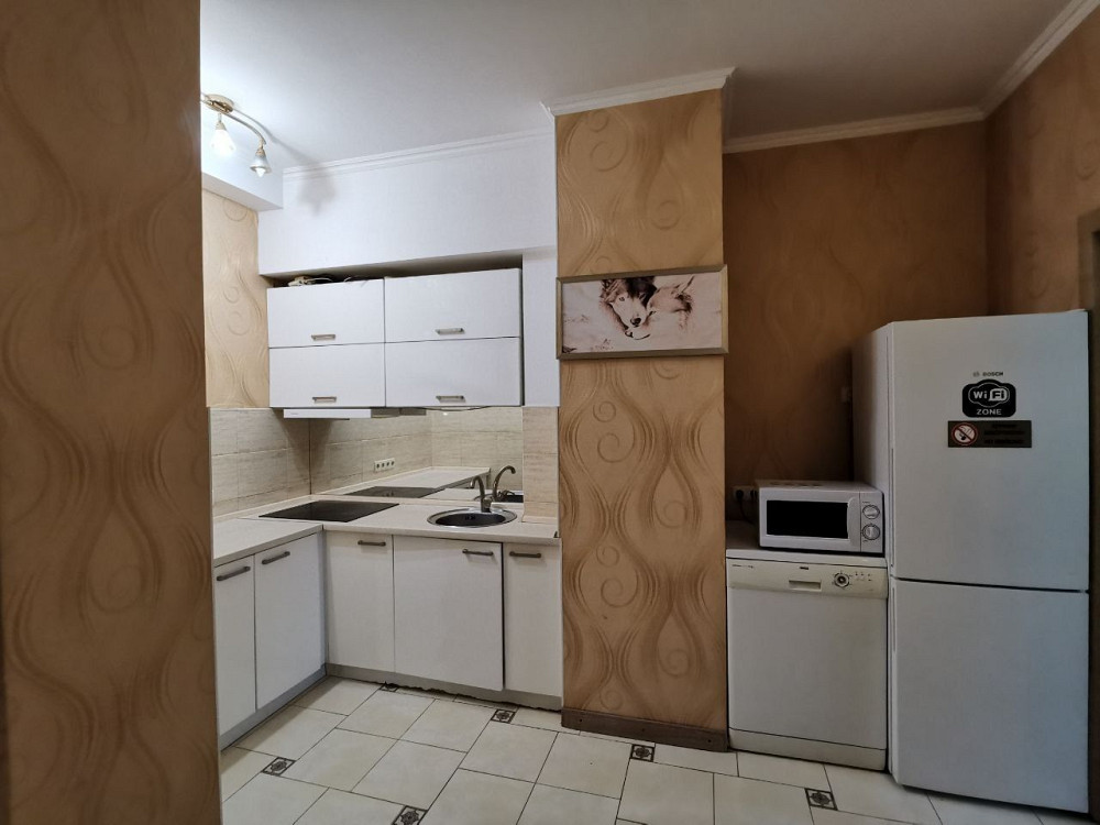 Я хозяйка, сдам 2х комн Таирова.
1й этаж!
2 отдельные спальни.
Дом ном Лиманка - зображення 6