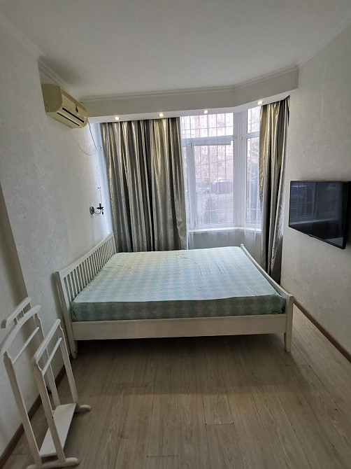 Я хозяйка, сдам 2х комн Таирова.
1й этаж!
2 отдельные спальни.
Дом ном Лиманка - зображення 2