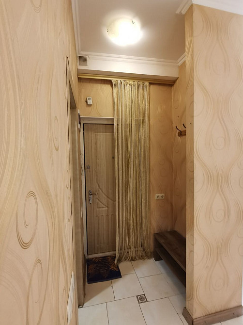 Я хозяйка, сдам 2х комн Таирова.
1й этаж!
2 отдельные спальни.
Дом ном Лиманка - зображення 4