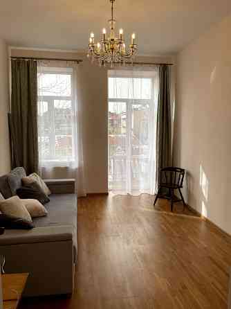 Світла квартира біля парку Шевченківський гай Львов