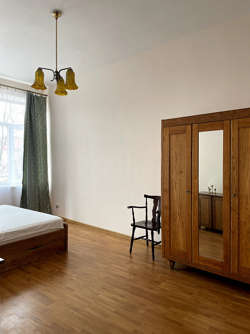 Світла квартира біля парку Шевченківський гай Львів - зображення 1