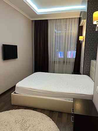 БАССЕЙНАЯ,17;БЕСАРАБКА;напротив ТЦ ГУЛИВЕР,видовая 2х комнатная -50м2 Kyiv