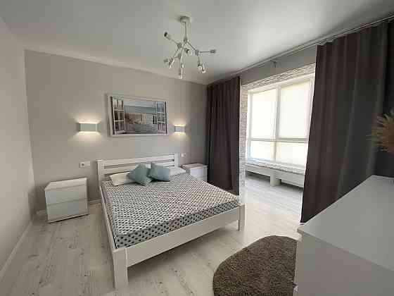 Здається двохкімнатна новобудова Черновцы