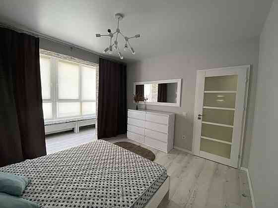 Здається двохкімнатна новобудова Черновцы