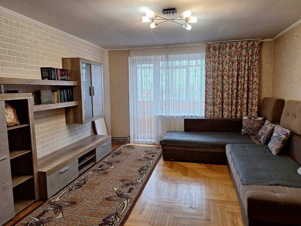 Здається 3 к  квартира з і/о   в районі Велмарту- Коновальця Ивано-Франковск - изображение 1