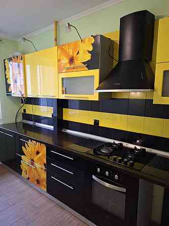 Здається 3 к  з і/о  на вул Коновальця- р-н   Матейки Ивано-Франковск