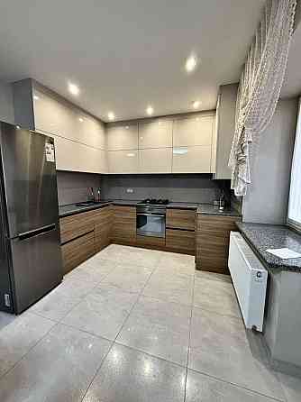 Оренда затишної з - кімнатної квартри в центрі міста! Ровно