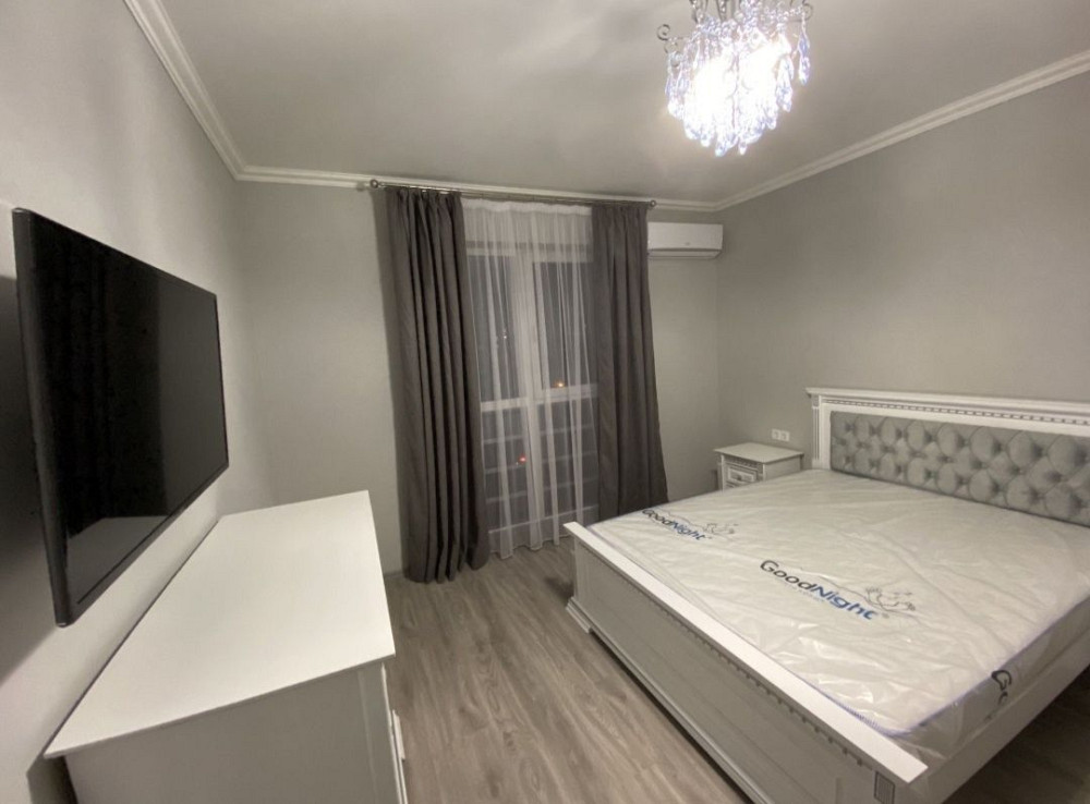 НОВОБУДОВА шикарна 1-кім. Автономка Рівне - зображення 1