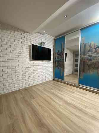 НОВОБУДОВА 2-кім. Київська, Автономка Ровно