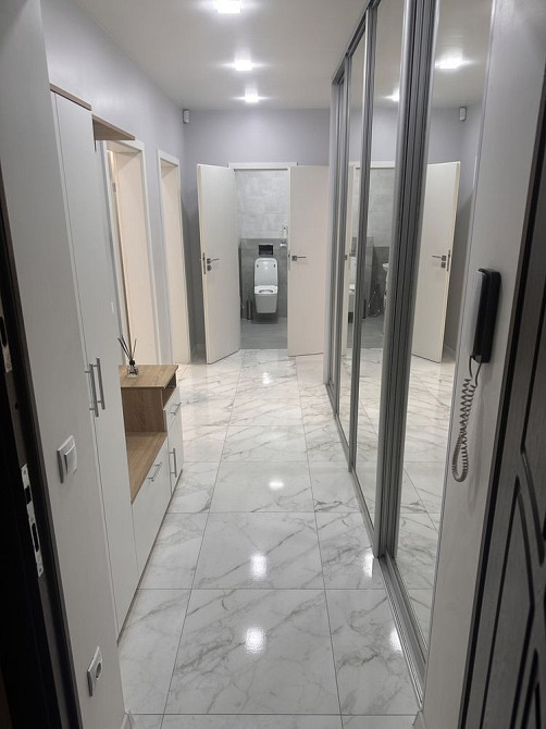 Оренда 2-х кімнатниї квартири з гаражем Крихівці - зображення 3