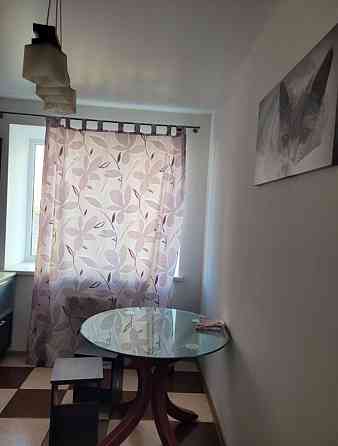 Оренда 2 кімнатна квартира вул.Курінного Чорноти поруч Прикарпатський Ивано-Франковск