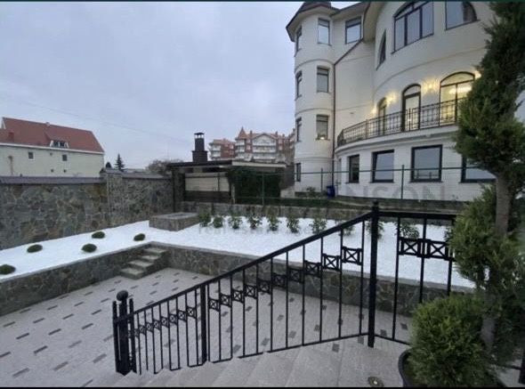 Сдам квартиру в элитном доме Собственник Ужгород - изображение 1