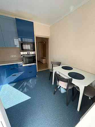 Здам квартиру на 9 поверсі, генератор, ВЛАСНИК, Гмирі, 20. Патріотика Kyiv