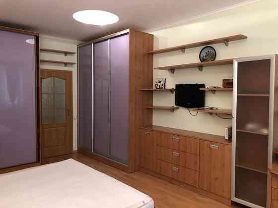 3х кімнатна на Оболонських Ліпках - Івасюка 8 Kyiv