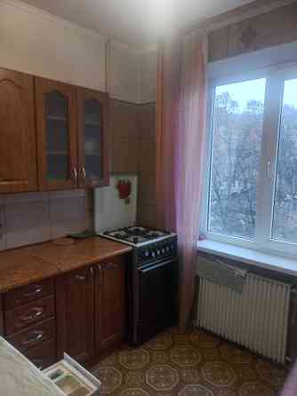 Шулявка, Дністровська 19, 5/9П, 50/30/7, все  окремо, газ Kyiv