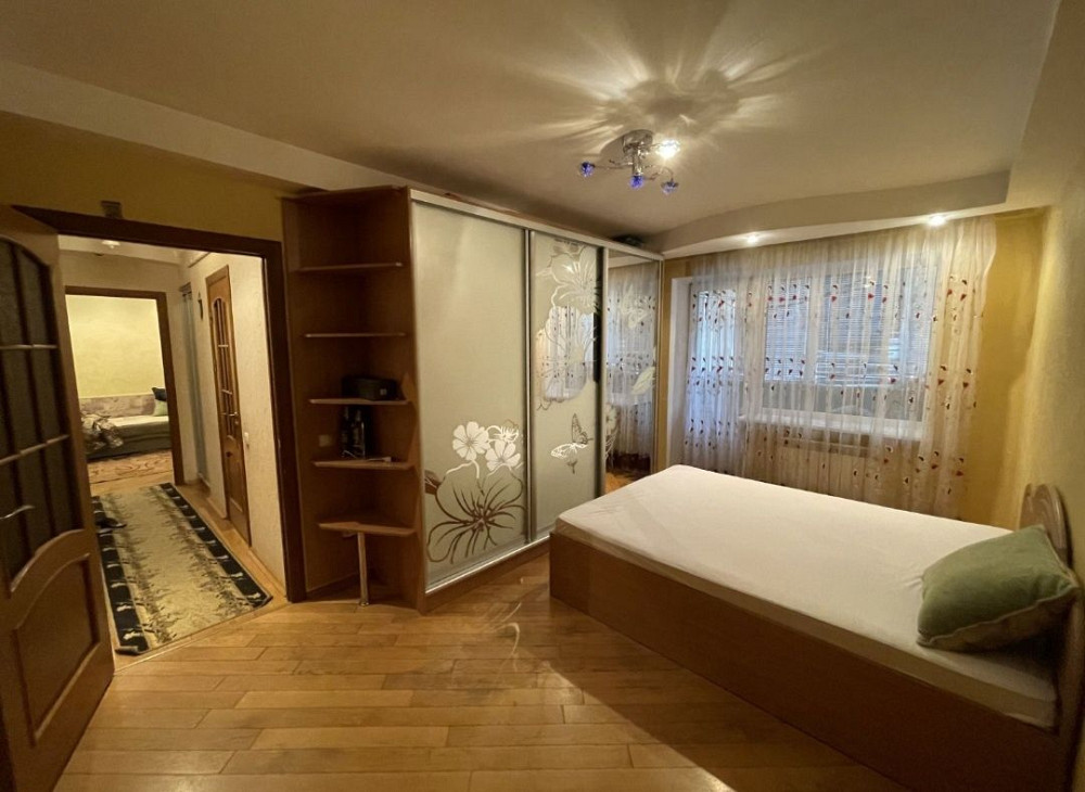 Оренда 2-кімнатної квартири, центр Ровно - изображение 1