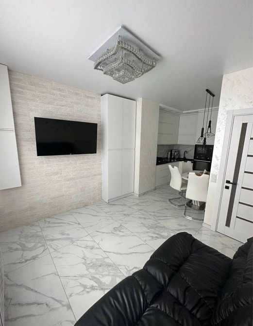 Терміново здається  оренда 2 кімнатна квартира новобудова Черновцы - изображение 1