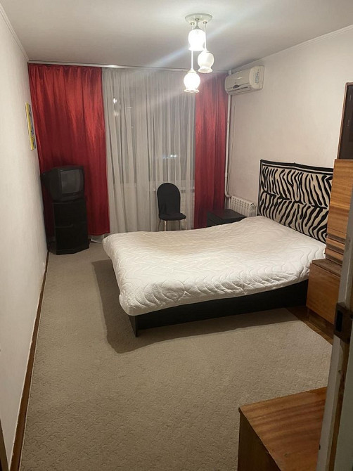 Без Комісії. Власник.3-к Квартира Газ. 2 поверх. Лісний,,29 Kyiv - photo 2