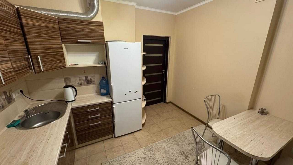 Здам 1к квартиру 15 хв метро Мінська Київ - зображення 1