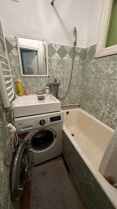 Оренда 2 к квартири поруч з медичним коледжом . Поруч Пр-т та Швабська Ужгород - изображение 6