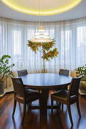 Старонаводницька 13а  Метро Печерська  Центр  Печерськ Київ