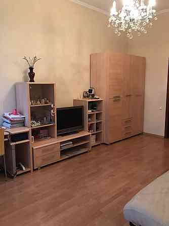 3-х комнатная квартира на Бреуса. Одесса