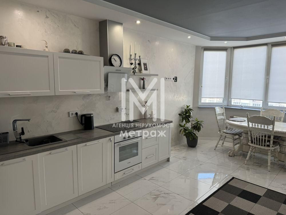 Затишна 2-к квартира з євроремонтом Київ - зображення 1