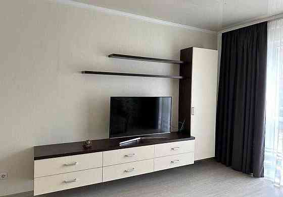 Здається в оренду 2 кімнатна квартира в ЖК Кришталеві джерела Київ