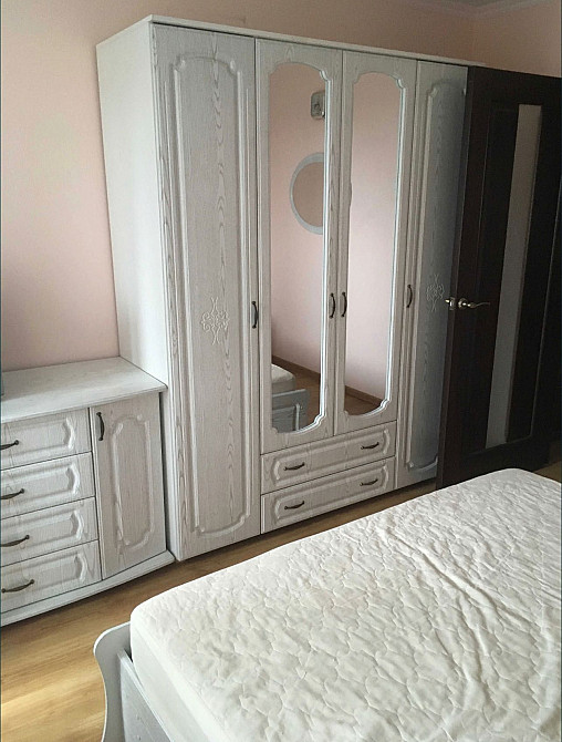 Простора двох кімнатна студія в самому центрі міста Ровно - изображение 2