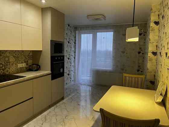 здам 1 кімнатну квартиру на Лисогірській 20 Київ