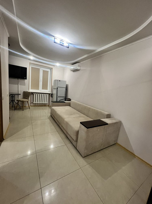 Квартира на Свято-Миколаєвськой(Леніна) с гаражом Кривий Ріг - зображення 2