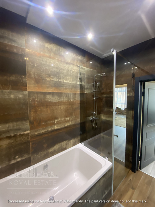 Центр Сдается 2х-ком ( спасльня и кухня студия ) Сечевых Стрельцов Київ - зображення 7