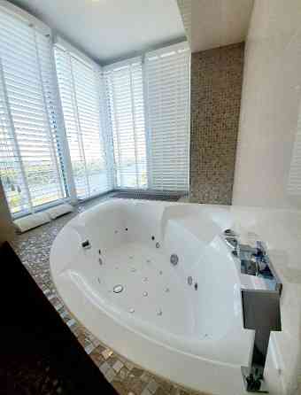 Сдам в аренду стильную, видовую квартиру в ЖК "Silver Breeze" Київ