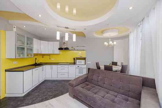 Продаж 2-к квартири , Науки 80а/73, Киев