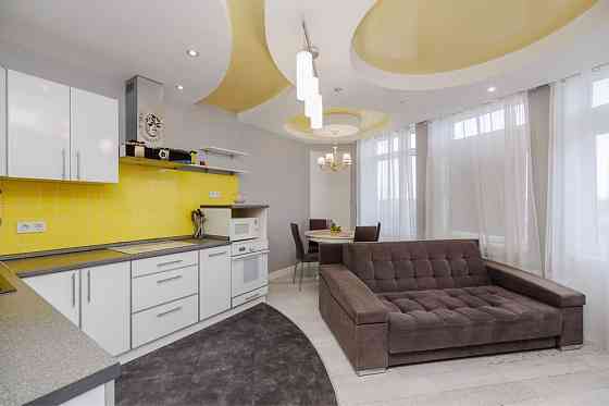 Продаж 2-к квартири , Науки 80а/73, Киев