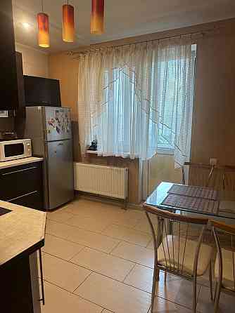 Продам 1 кімнатну квартиру вул. Харківське шосе,   Дарницький р-н IO Киев