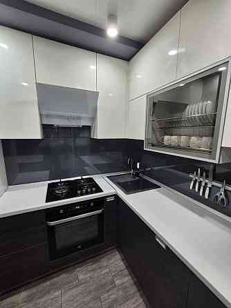 Сдам 2ком ул. Титова  ТЦ Аполо евроремонтом Днепр