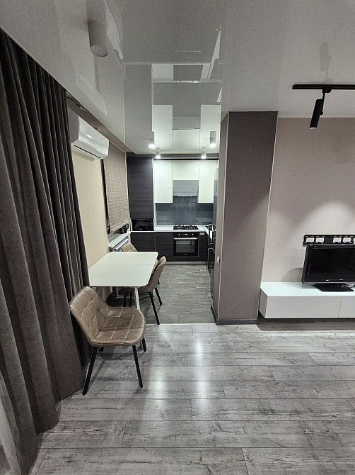 Сдам 2ком ул. Титова  ТЦ Аполо евроремонтом Дніпро - зображення 4