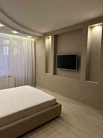 Стильна 2-кімнатна квартира Анни Ахматової 34(Рівер Стоун, Севен,Грейт Київ