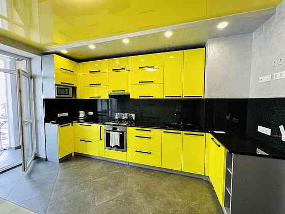 Оренда 3-кім. квартири з сучасним ремонтом, вул. Малоголосківська А17 Львів