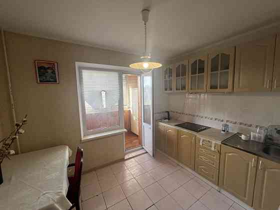 Оренда 2-к квартири, вул. Бальзака 24. Троєщина Київ