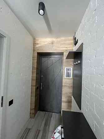 Сдам студию возле метро на Салтовке Харьков